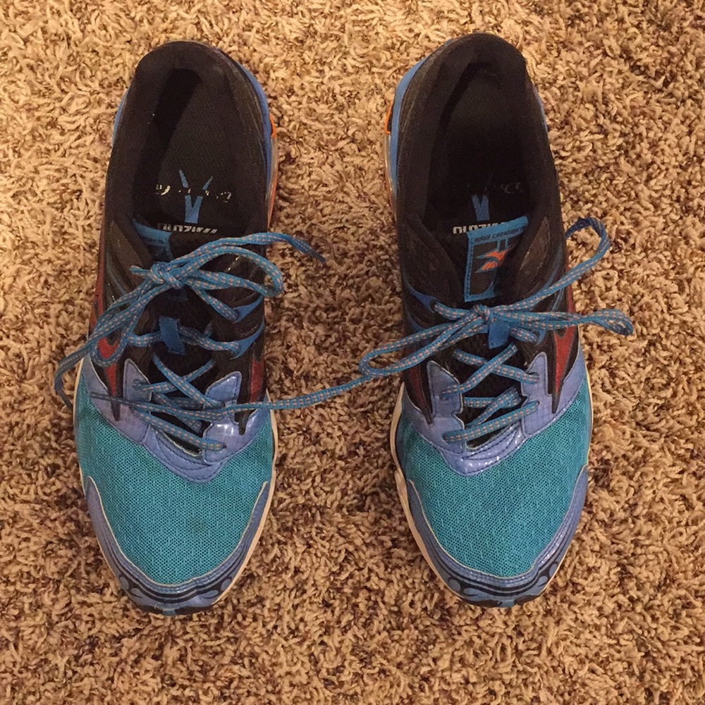 Mizuno Wave Creation 14